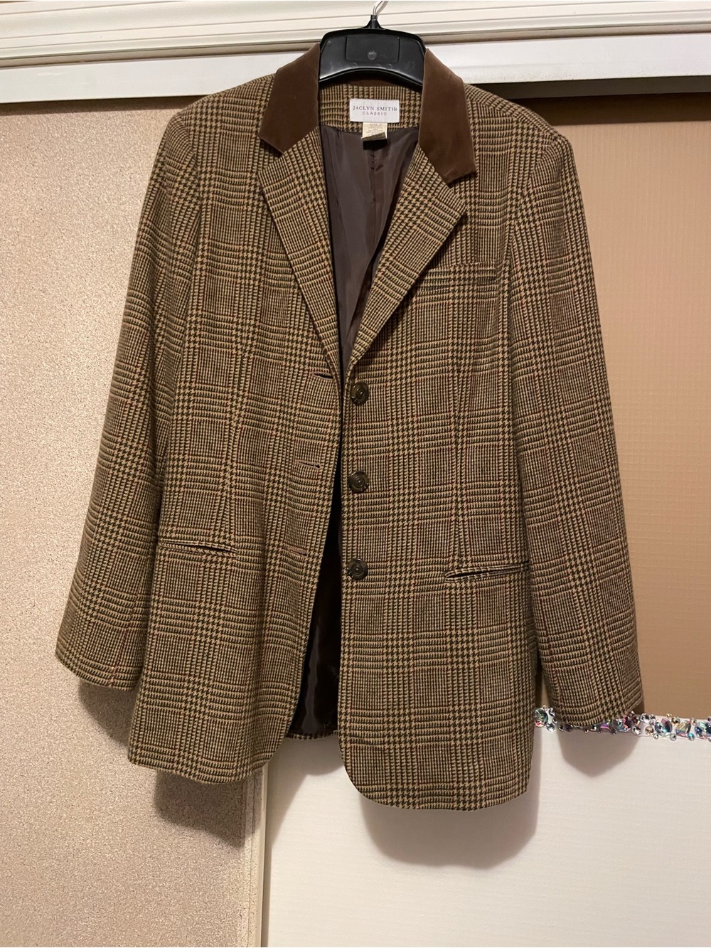 Jaclyn Smith Brown Glen Plaid Blazer with Velvet Collar
